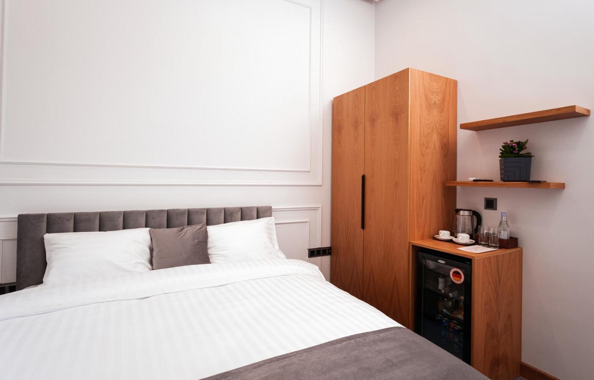 Revive Boutique Hotel Yerevan Exterior photo