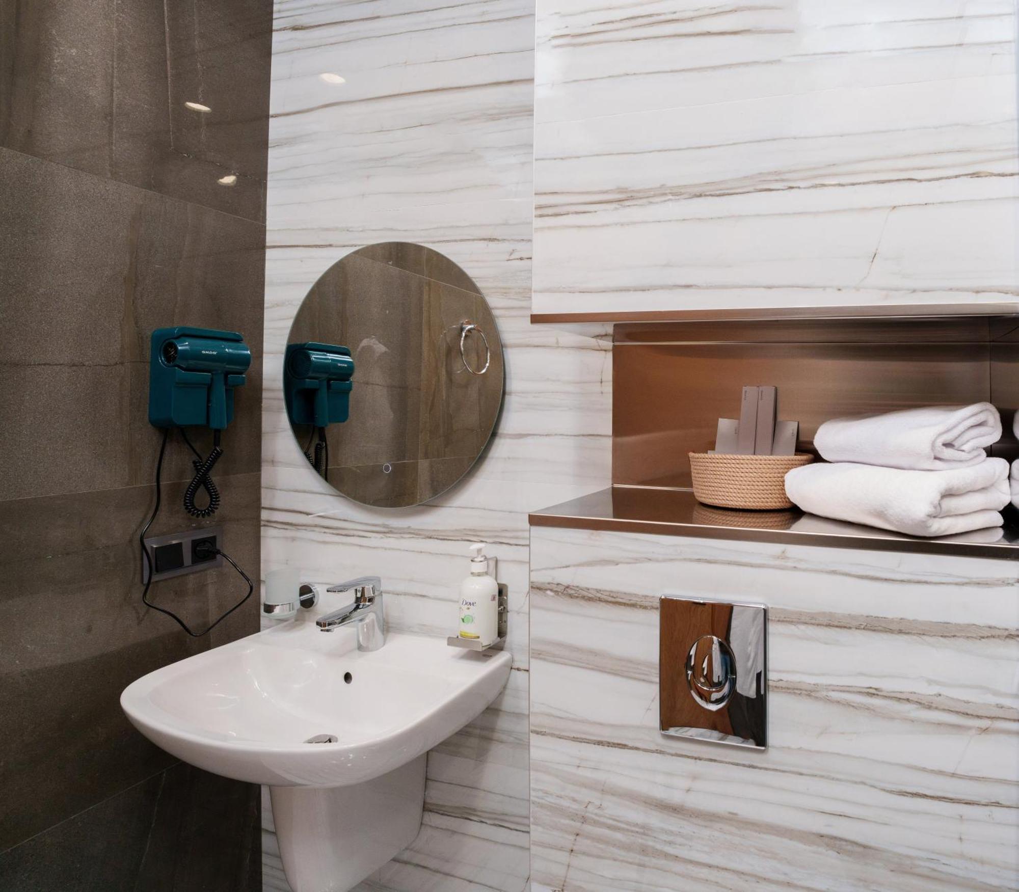 Revive Boutique Hotel Yerevan Exterior photo