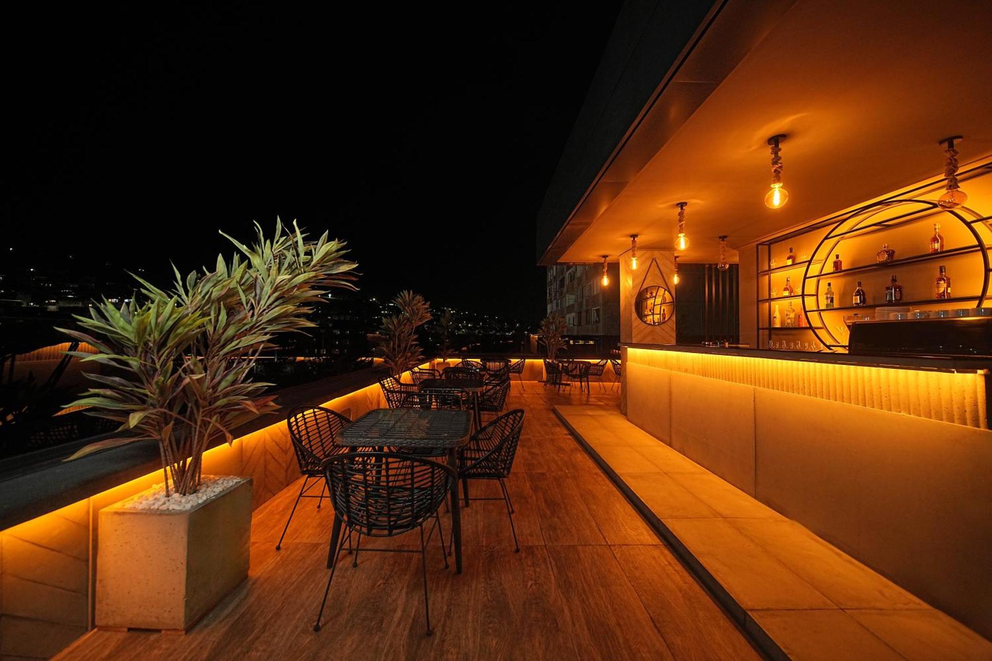 Revive Boutique Hotel Yerevan Exterior photo